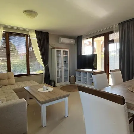 Lighthouse Golf Private