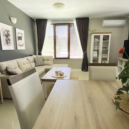 Lighthouse Golf Private * Balcsik